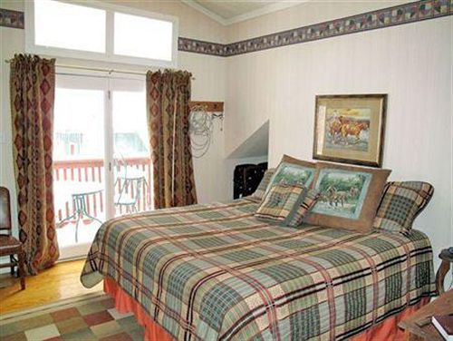 The Crofting Inn Клаудкрофт Екстер'єр фото
